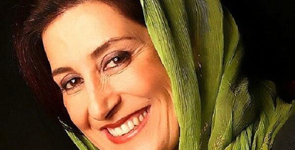 عکس فاطمه معتمدآریا با عروسک نارنجی