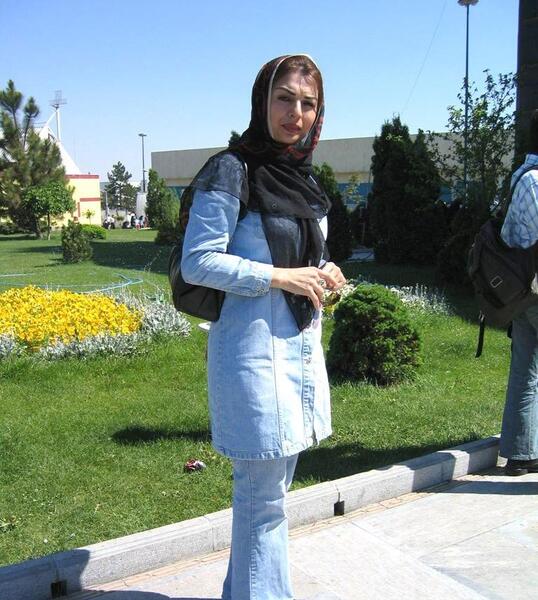عکسهای الیزابت امینی و همسرش
