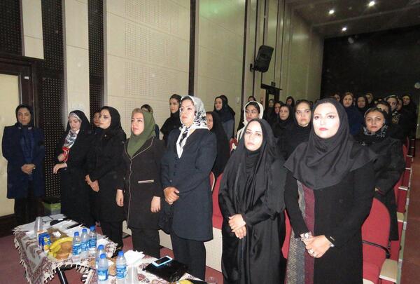 عکس پریوش نظری وکیل کرمانشاه