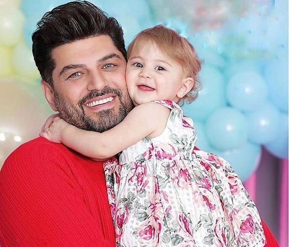 عکس تولد سام درخشانی