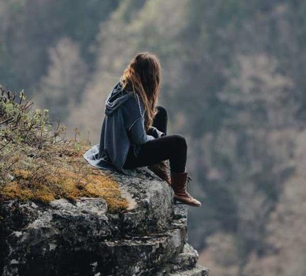 عکس پروفایل زن تنها