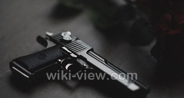 عکس پروفایل دختر تفنگ بدست