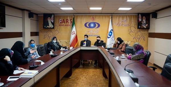 عکس فاطیما بهارمست و مونا کرمی