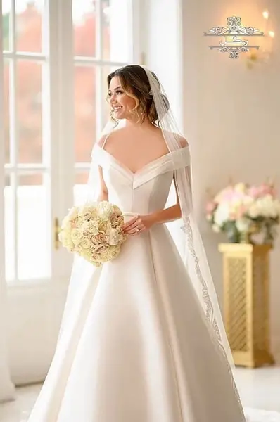 عکس ایستاده عروس