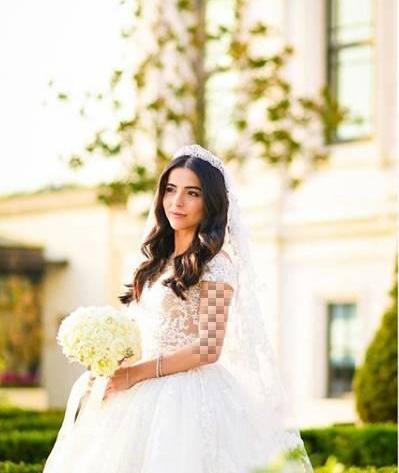 عکس ایستاده عروس