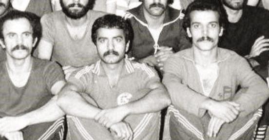 عکس از جوانی پرویز پرستویی