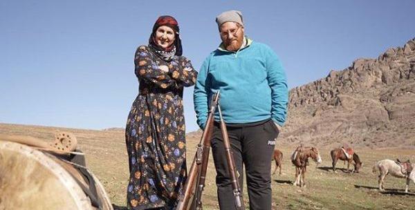عکسهای فاطمه گودرزی با لباس محلی