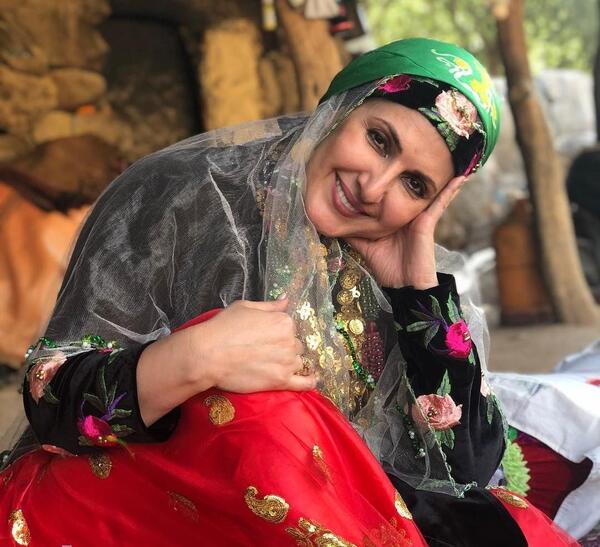 عکسهای فاطمه گودرزی با لباس محلی
