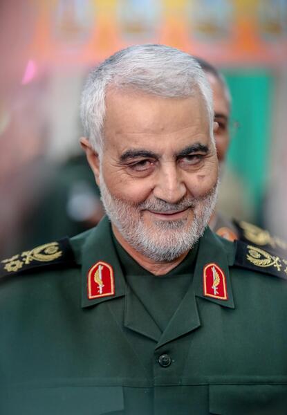 عکس حاج قاسم سلیمانی با لبخند