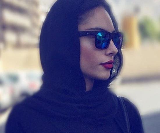 عکسهای ترلان پروانه با عینک دودی
