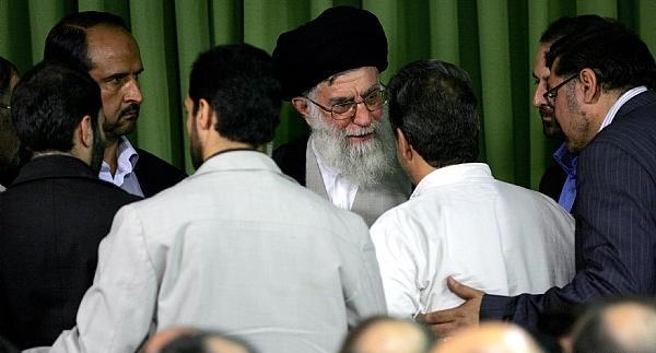 عکس شهاب حسینی با خامنه ای