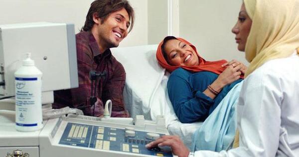 عکس دانیال عبادی و پدرش