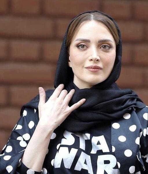 عکس بهنوش طباطبایی مسافری از هند
