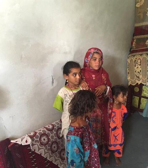عکس گریه دختر سیستانی
