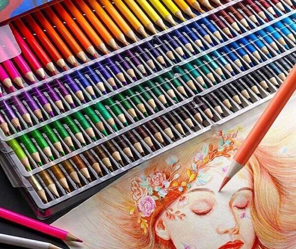عکس وسایل طراحی و نقاشی