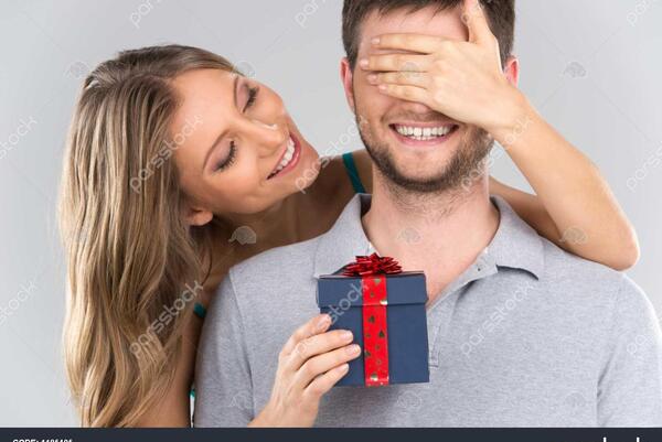 عکس عاشقانه ایستاده