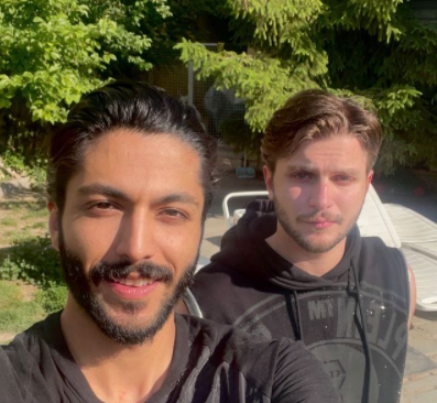 عکس زن کیسان دیباج