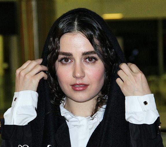 عکس های بی حجابی افسانه پاکرو