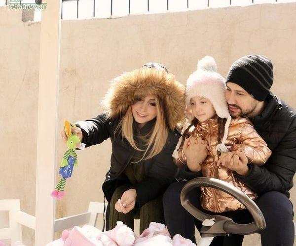 عکس شاهرخ استخری با فرزندانش