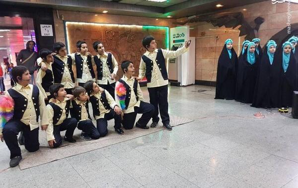 عکس گروه سرود