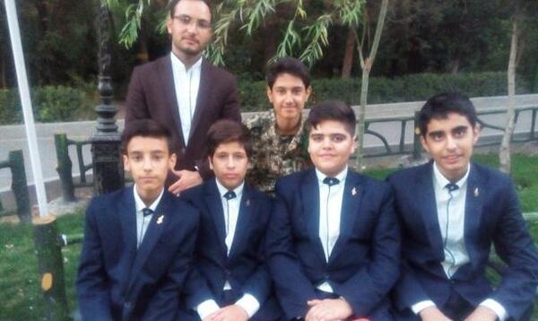 عکس گروه سرود