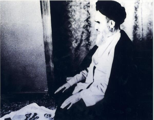 عکس حالت نشسته