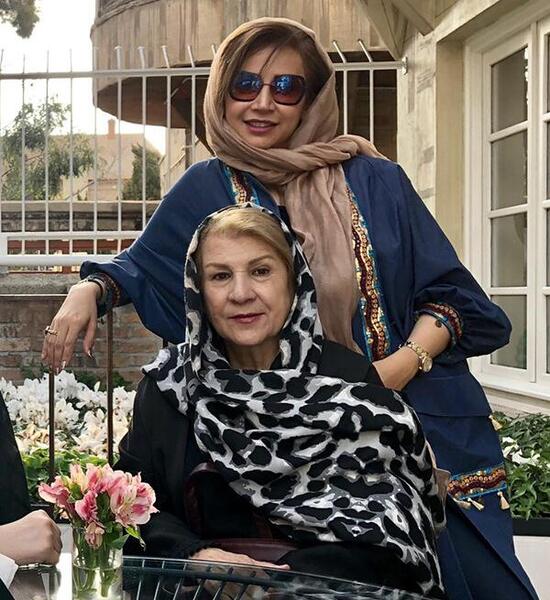 عکس فرناز رهنما و شبنم قلی خانی