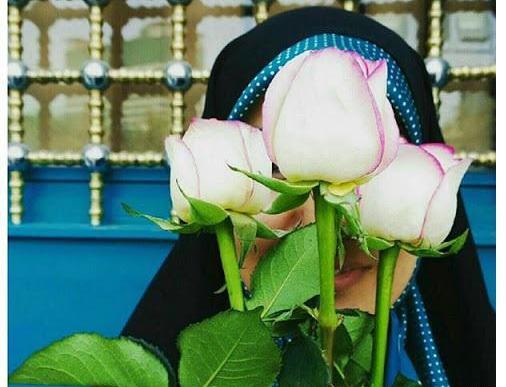 عکس دختر باحجاب چادری با گل