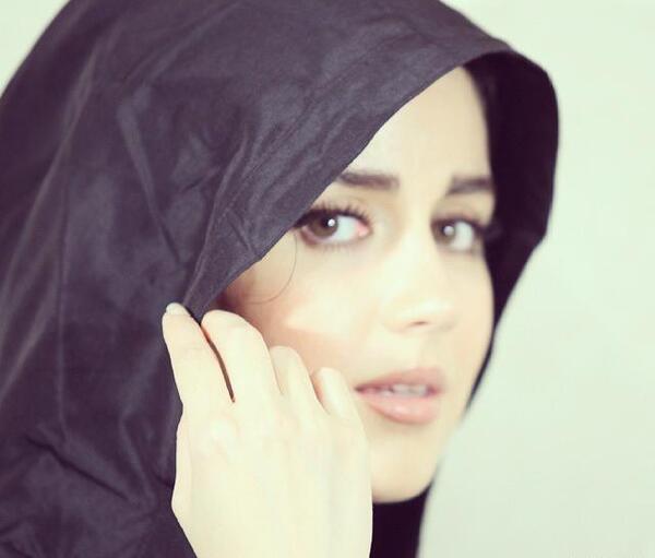 عکس افسانه پاکرو و شوهرش