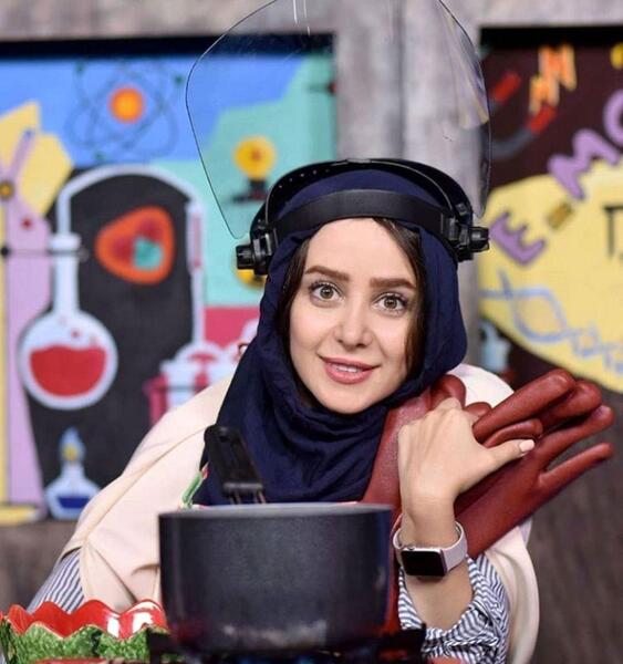 عکس الناز حبیبی در کیش