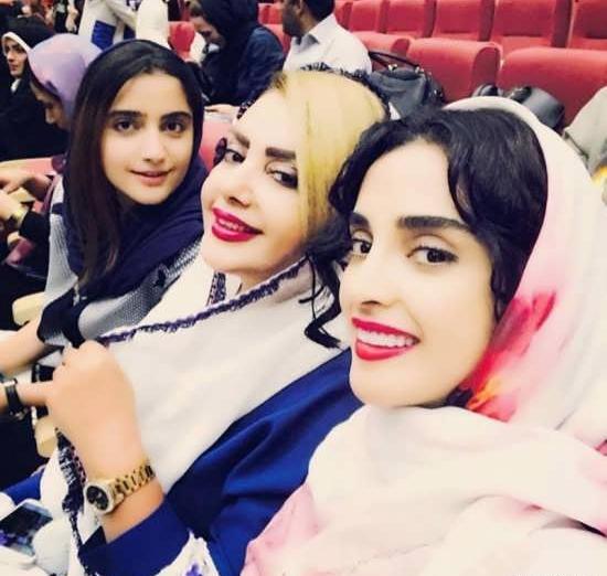 عکس جشن تولد الهه حصاری