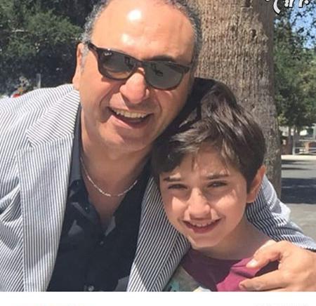 عکس حمید فرخ نژاد با پسرش