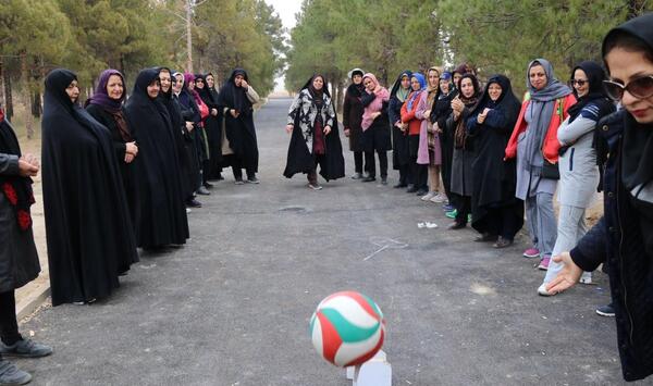 عکس تصاویر پیاده روی بانوان