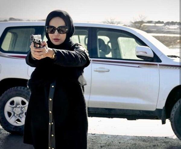 عکس ژست شبنم قلی خانی