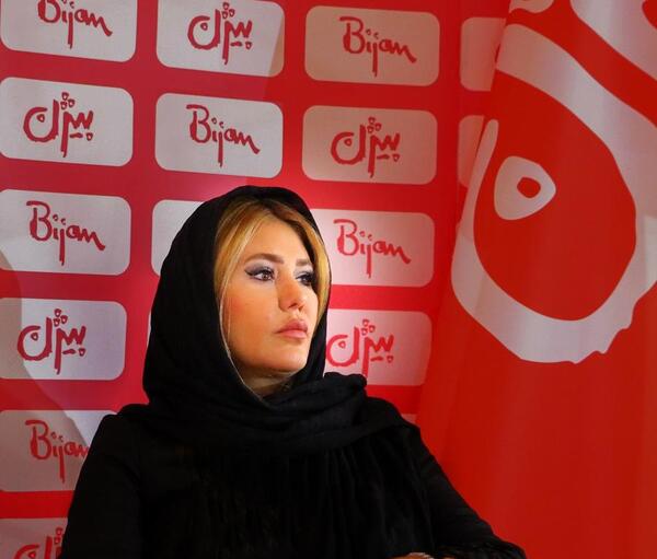 عکس امین حیایی در تبلیغ سس بیژن