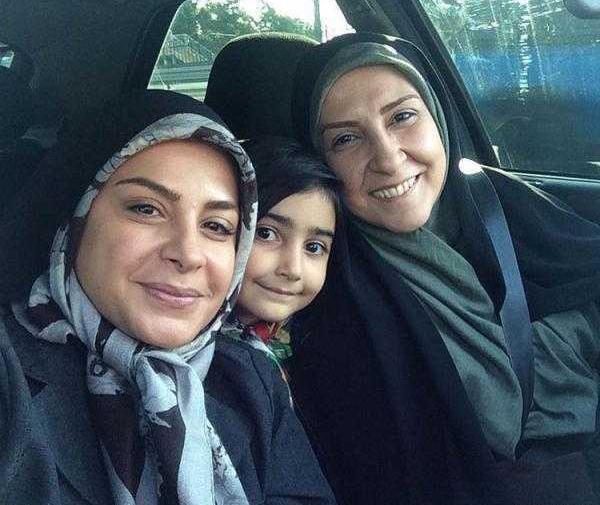 عکس سیما تیر انداز و مرجانه گلچین