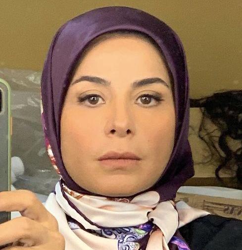 عکس سیما تیر انداز و مرجانه گلچین