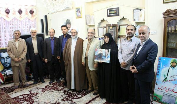 عکس خانواده شهید بابک نوری هریس