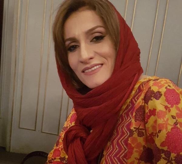عکس آتیه جاوید در پایتخت