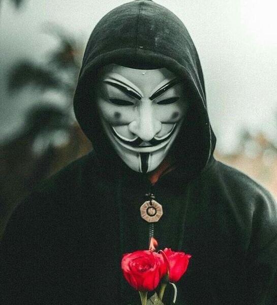 عکس وی فور وندتا