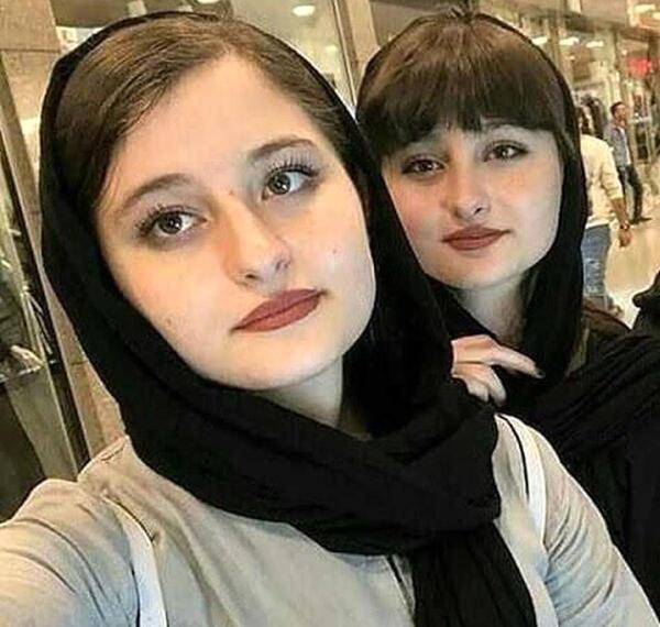 عکس های سارا و نیکا بی حجاب
