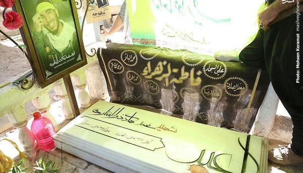 عکس سنگ قبر علی گندابی