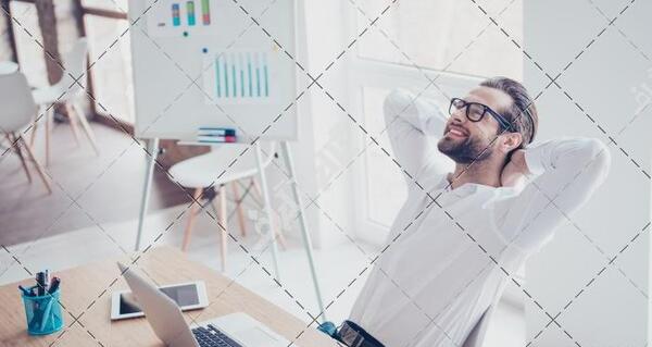 عکس در حال استراحت