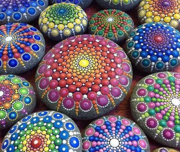 عکس سنگ های رنگی