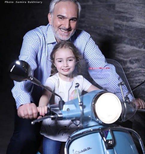 عکس کودکی بیژن بنفشه خواه