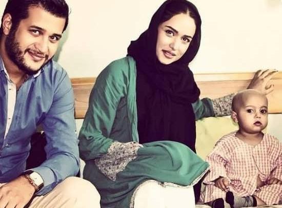 عکس سیاوش خیرابی وهمسرش وفرزندش