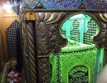 عکس سنگ قبر حضرت رقیه