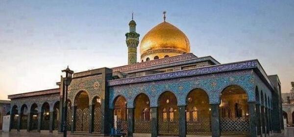 عکس حاج قاسم سلیمانی در حرم حضرت زینب