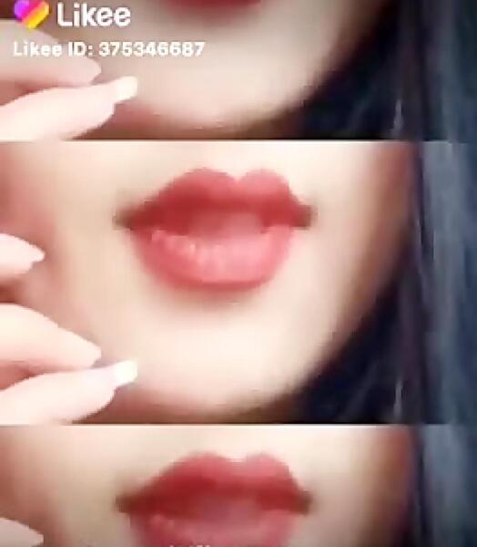 عکس لب خونی دختر برای پروفایل