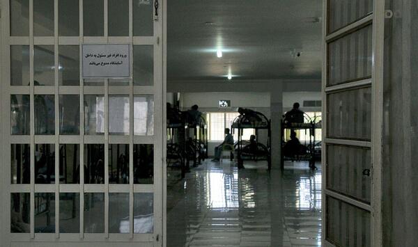 عکس داخل زندان عادل اباد شیراز